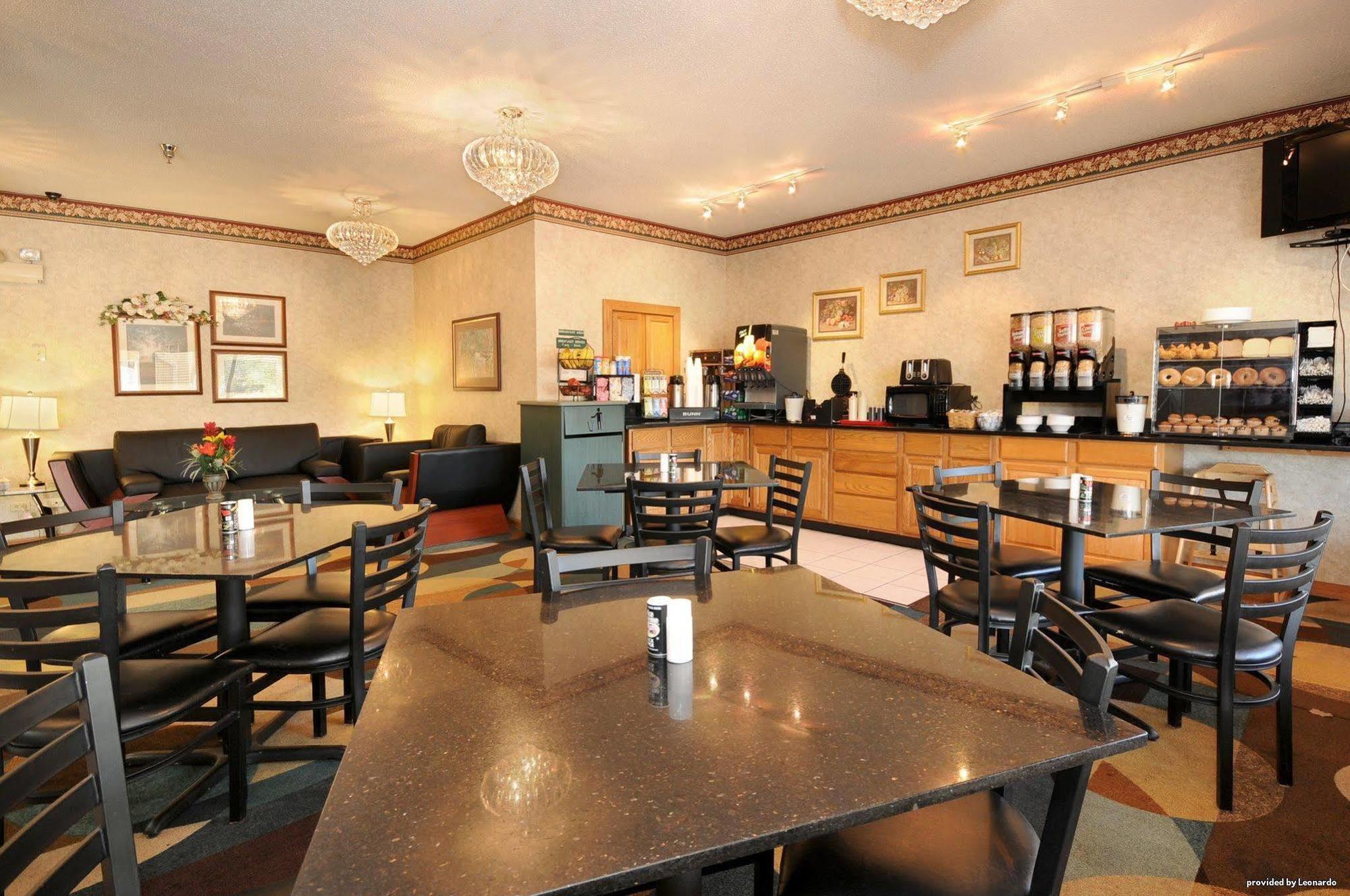 Best Western Crossroads Inn Schererville Restaurant photo